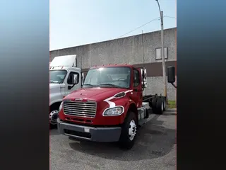 2014 Freightliner M2 106
