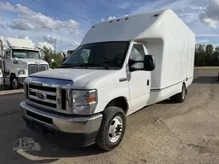 2023 FORD E450