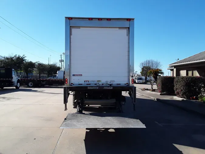 2019 FREIGHTLINER/MERCEDES M2 106