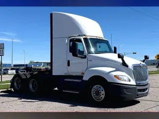 2021 INT LT625 6x4