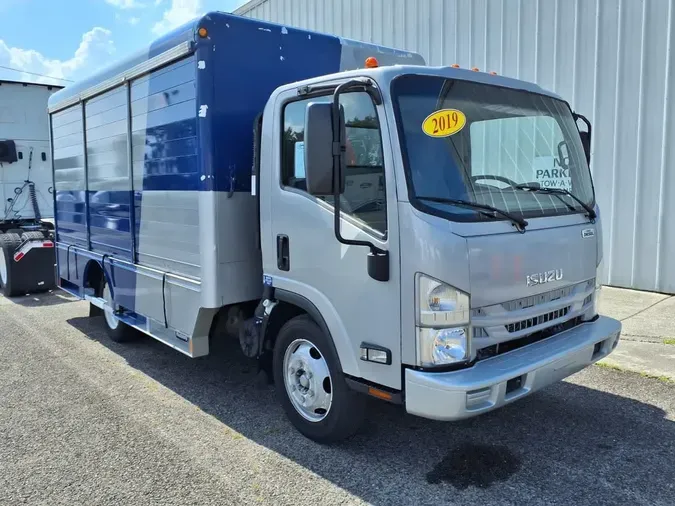 2019 ISUZU NRR