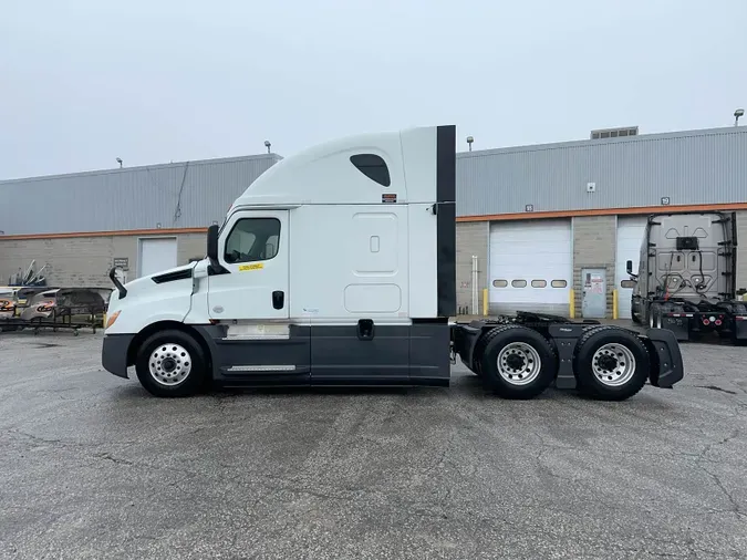 2020 Freightliner Cascadia