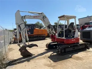 2003 TAKEUCHI TB53FR