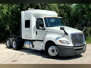 2022 INT LT625 6x4