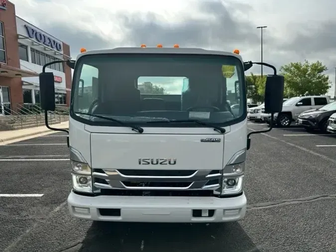 2024 ISUZU NPR-GAS-HD