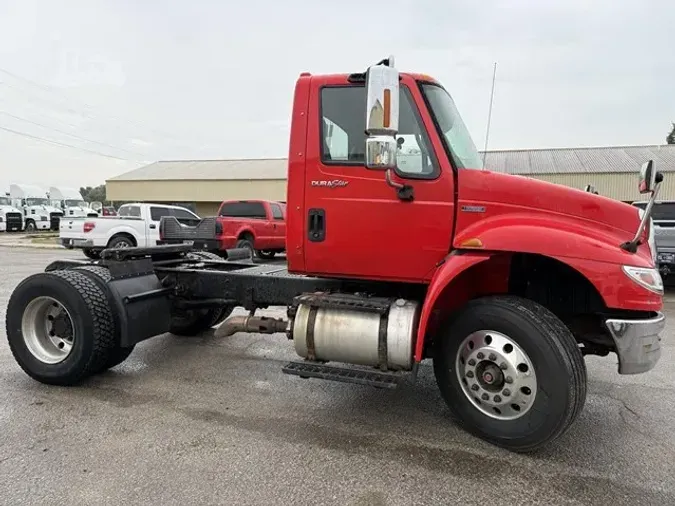 2009 INTERNATIONAL DURASTAR 4400