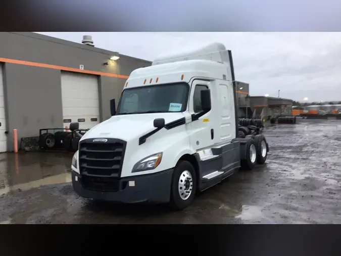 2020 Freightliner Cascadia