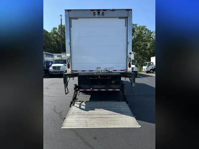 2020 FREIGHTLINER/MERCEDES M2 106