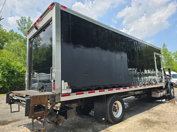 2016 FREIGHTLINER/MERCEDES M2 106