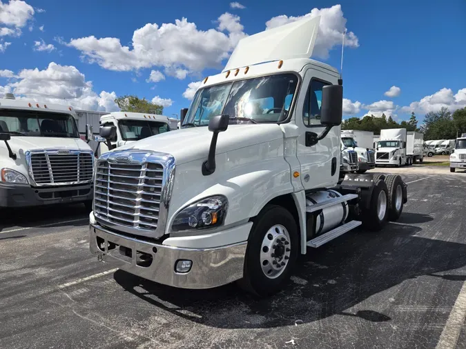 2018 FREIGHTLINER/MERCEDES CASCADIA 12591bcd1eaac424fae63c915860775f144