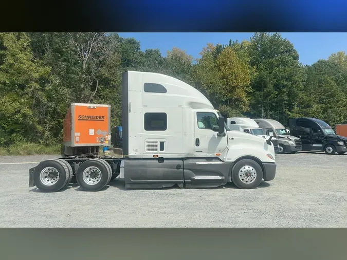 2022 International LT