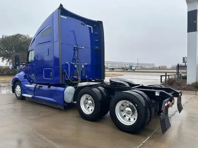 2022 Kenworth T680