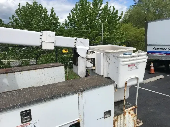2008 STERLING TRUCK CORP BULLET