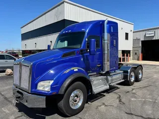 2015 Kenworth T880