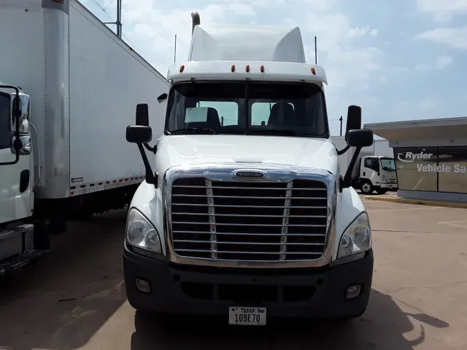 2019 FREIGHTLINER/MERCEDES CASCADIA 125