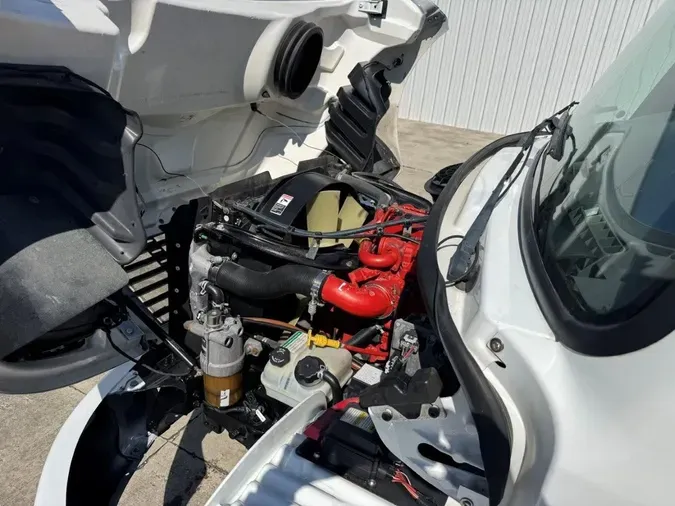 2019 Freightliner Business Class M2 106