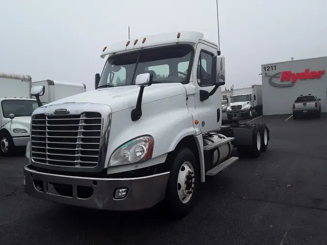 2016 FREIGHTLINER/MERCEDES CASCADIA 125