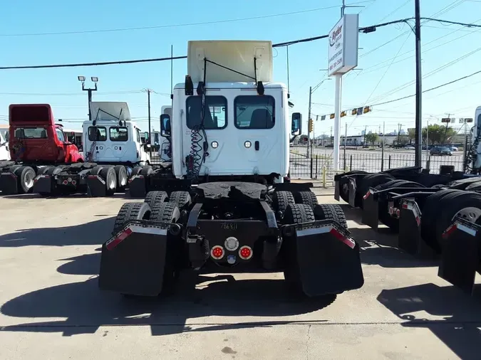 2018 FREIGHTLINER/MERCEDES CASCADIA 12591cde976df31ce30856d50c00afbd8e6