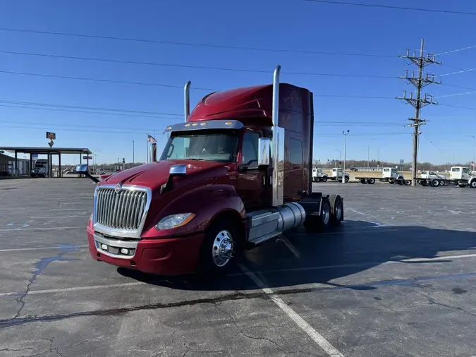 2019 International LT625