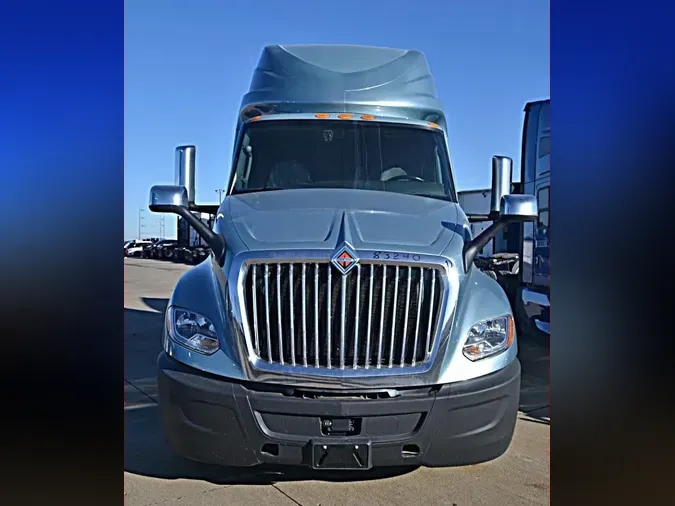 2022 INTERNATIONAL LT