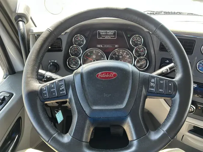 2020 Peterbilt 567