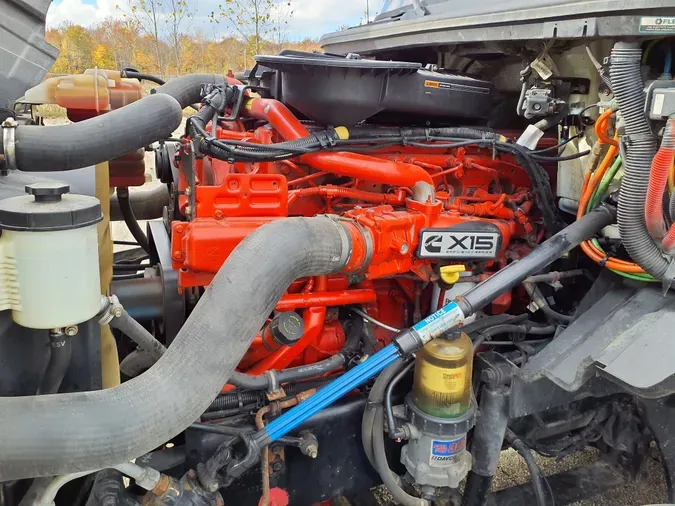 2019 NAVISTAR INTERNATIONAL LT625 SLPR CAB