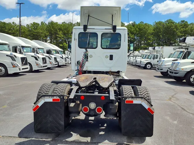 2016 FREIGHTLINER/MERCEDES CASCADIA 113