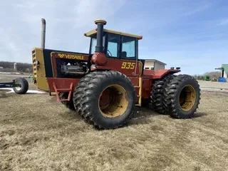 1978 Versatile 935