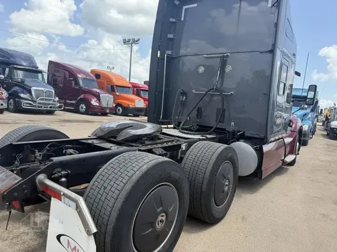 2019 KENWORTH T68091dee6df9fb42c51f2ba20440a5fc03e