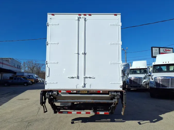 2017 FREIGHTLINER/MERCEDES M2 106