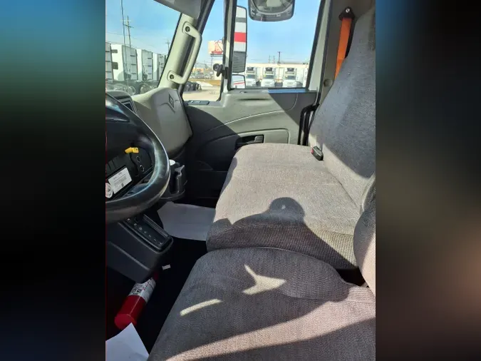 2015 NAVISTAR INTERNATIONAL 4300