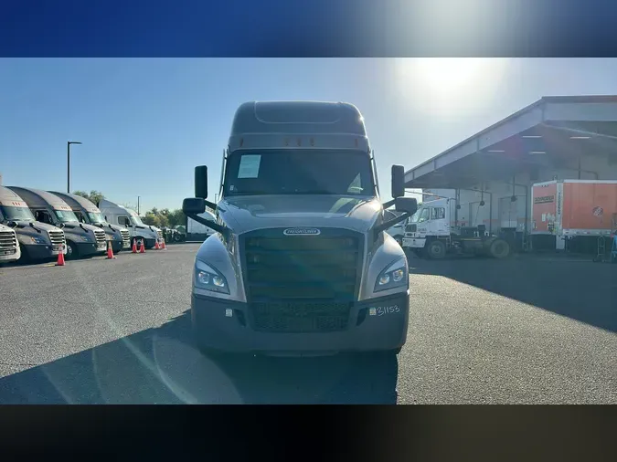 2024 Freightliner Cascadia 12691e1eb094dc1540f53c1c156cf80aff5