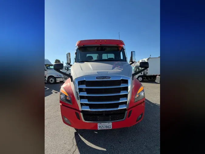 2022 FREIGHTLINER/MERCEDES NEW CASCADIA 116