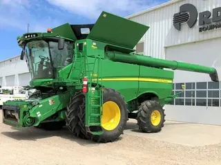 2013 John Deere S680