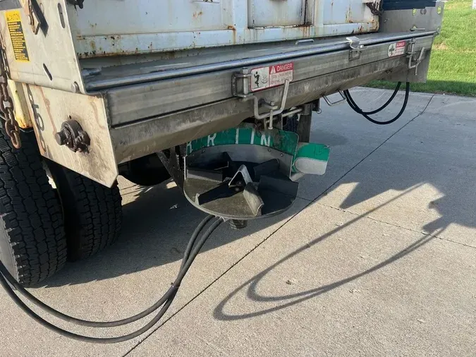 2004 International WORKSTAR 7400