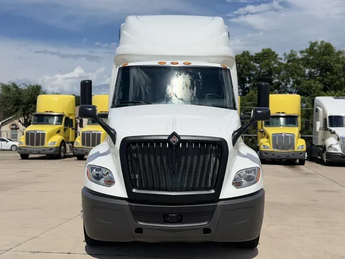 2023 International LT625