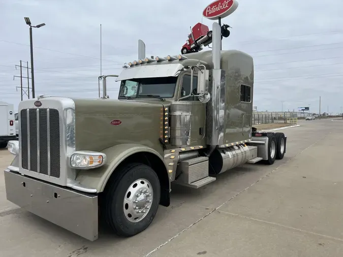 2024 Peterbilt 389