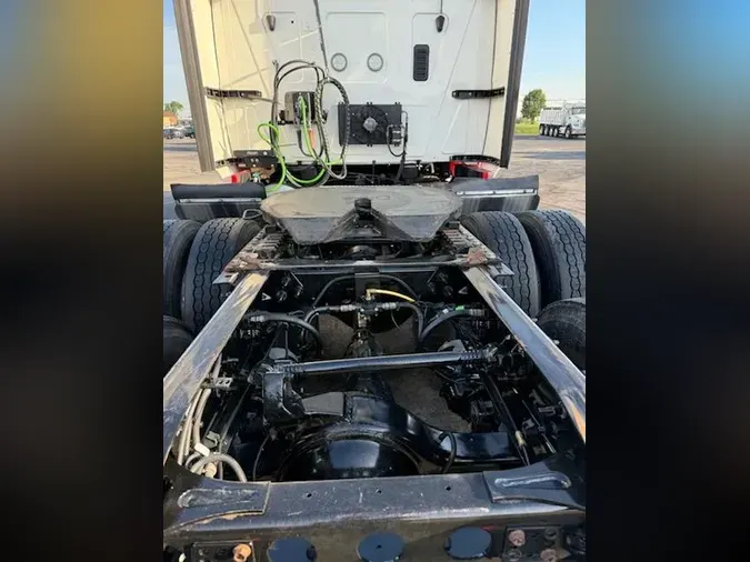 2022 International LT625