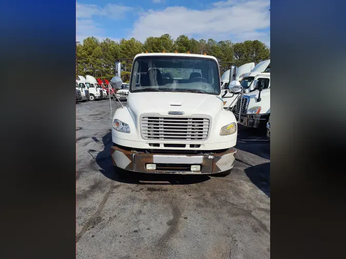 2015 FREIGHTLINER/MERCEDES M2 106