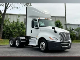 2020 INT LT625 6x4