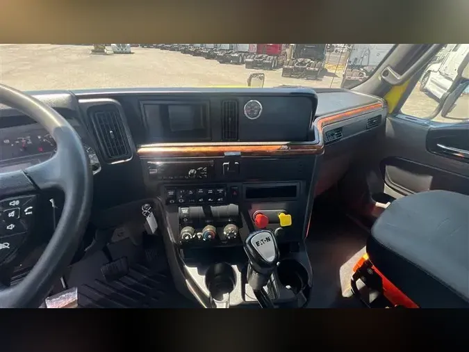 2018 INTERNATIONAL RH613