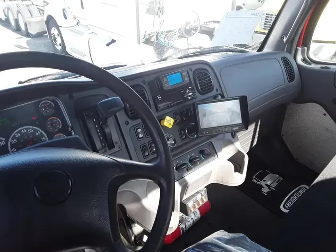2019 FREIGHTLINER/MERCEDES M2 10691ff635988cab98e04fea6331bacb4e2