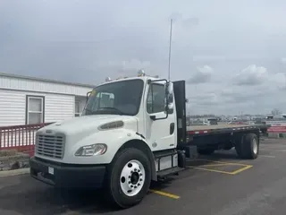 2012 Freightliner M2 106