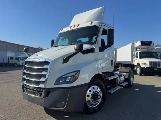 2020 Freightliner Cascadia9203ace6b33d740850524211d3969d4c