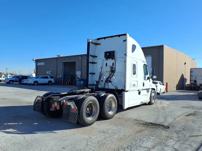 2020 FREIGHTLINER/MERCEDES CASCADIA 125920a268f0438143a3a91ec87b4625810