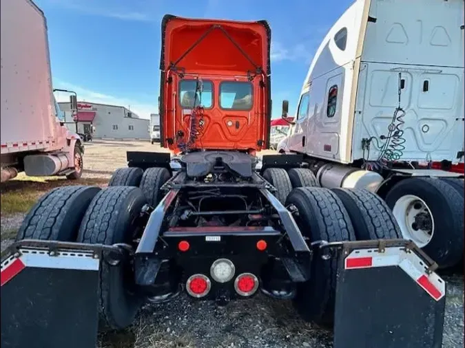 2018 FREIGHTLINER/MERCEDES CASCADIA 125