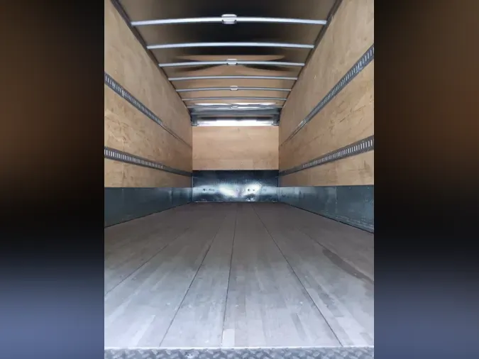 2022 FREIGHTLINER M2 106