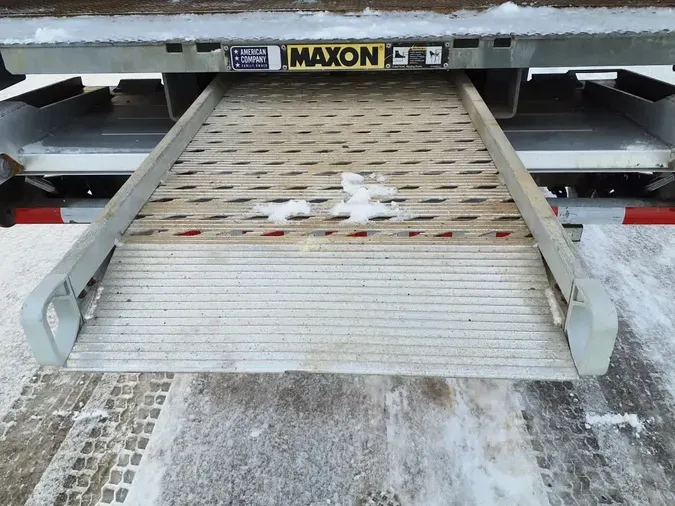 2019 FREIGHTLINER/MERCEDES M2 106