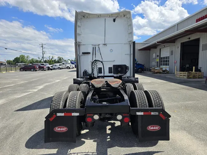 2020 Peterbilt 579