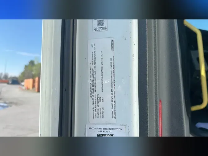 2022 Freightliner Cascadia 126